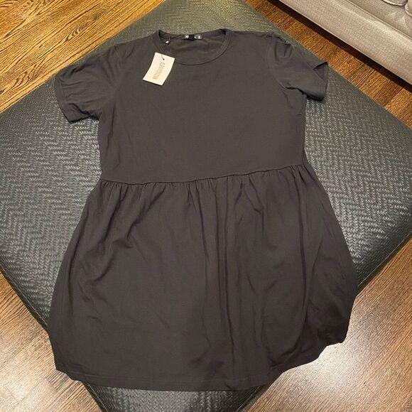 Misguided black short sleeve smock dress Size: XL NWT - Picture 8 of 8